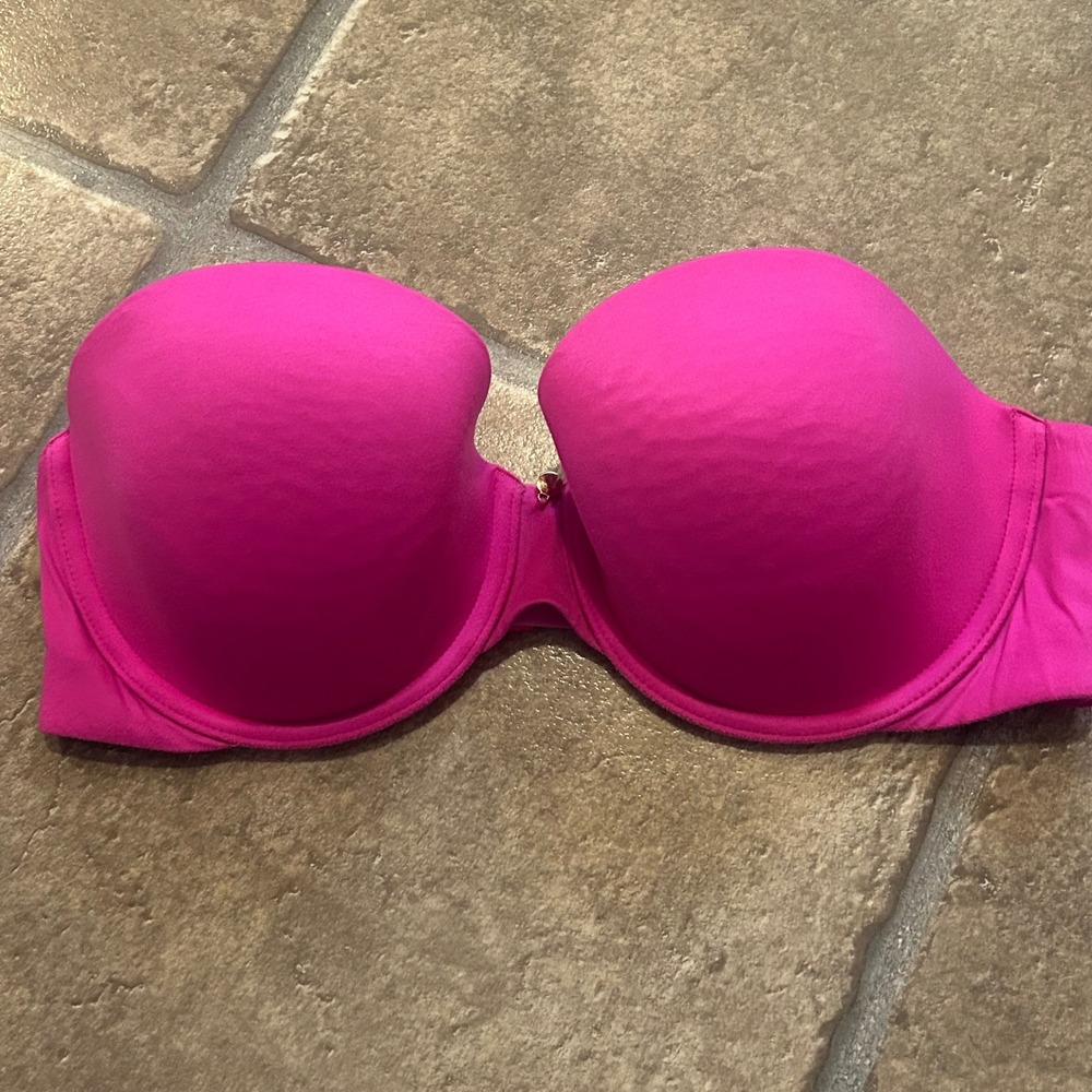 Victoria's Secret Lined Strapless Bra 34D Hot Pink Underwire Seamless Pink Gold